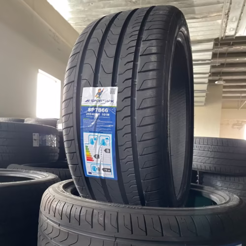Passenge-Car-Tyre-China-Tyre-All-Season-Winter-HP-UHP-SUV-Mt-at-Tires-Cheap-Car-Tyres-195-65r15-205-55r16-215-55r17-with-Gcc-Saso-ECE-DOT-Inmetro